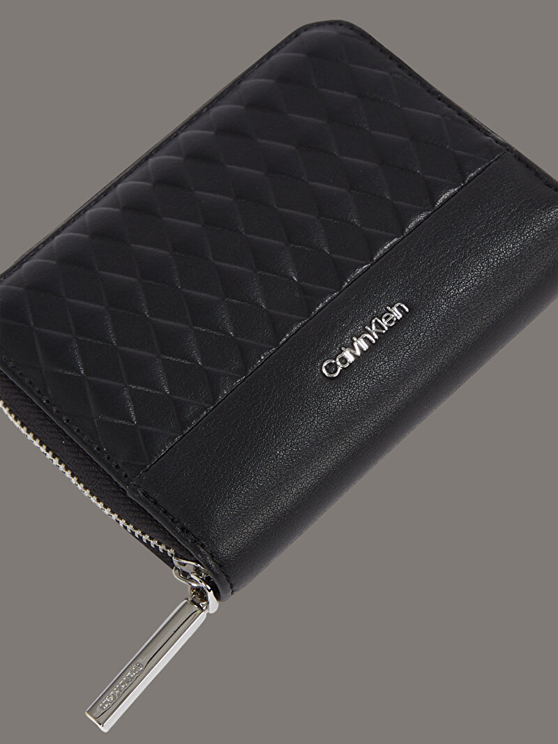 Calvin Klein Siyah Renkli Kadın Mini Quilt Medium Cüzdan