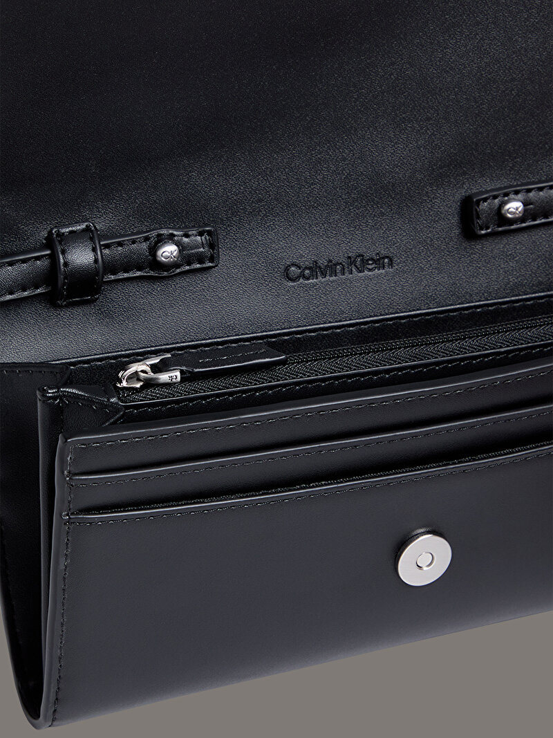 Calvin Klein Siyah Renkli Kadın CK Woven Convertible Çapraz Çanta