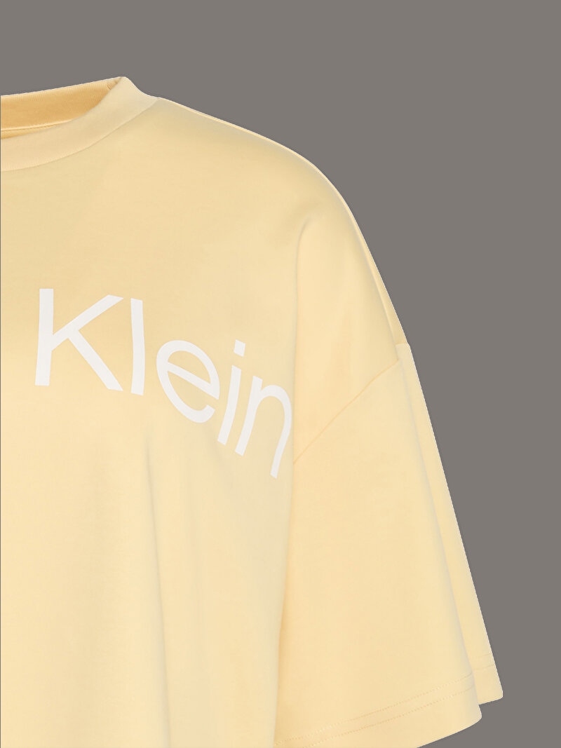 Calvin Klein Sarı Renkli Kadın Boxy Logo Graphic T-shirt