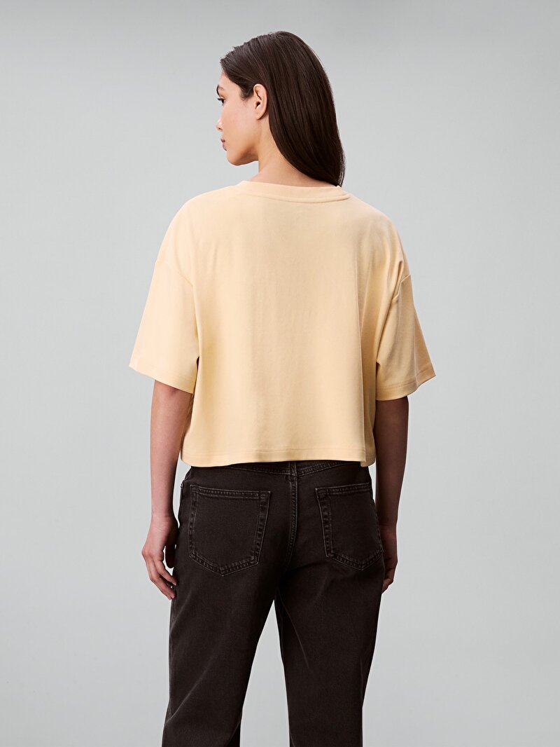 Calvin Klein Sarı Renkli Kadın Boxy Logo Graphic T-shirt