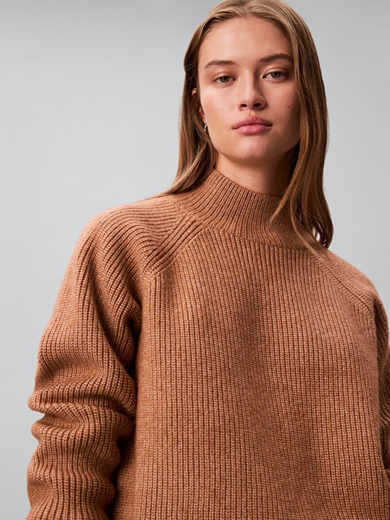 Calvin Klein Bej Renkli Kadın Woolen Stitch Kazak