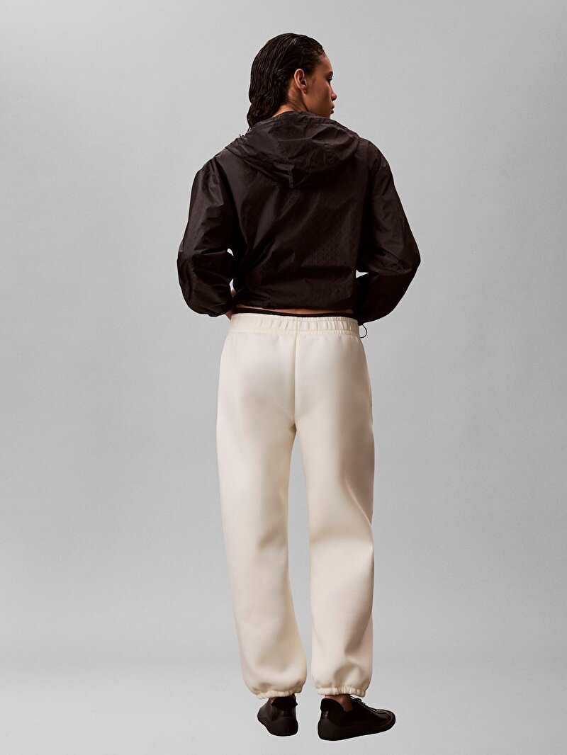 Calvin Klein Beyaz Renkli Kadın Relaxed Scuba Jogger Eşofman Altı