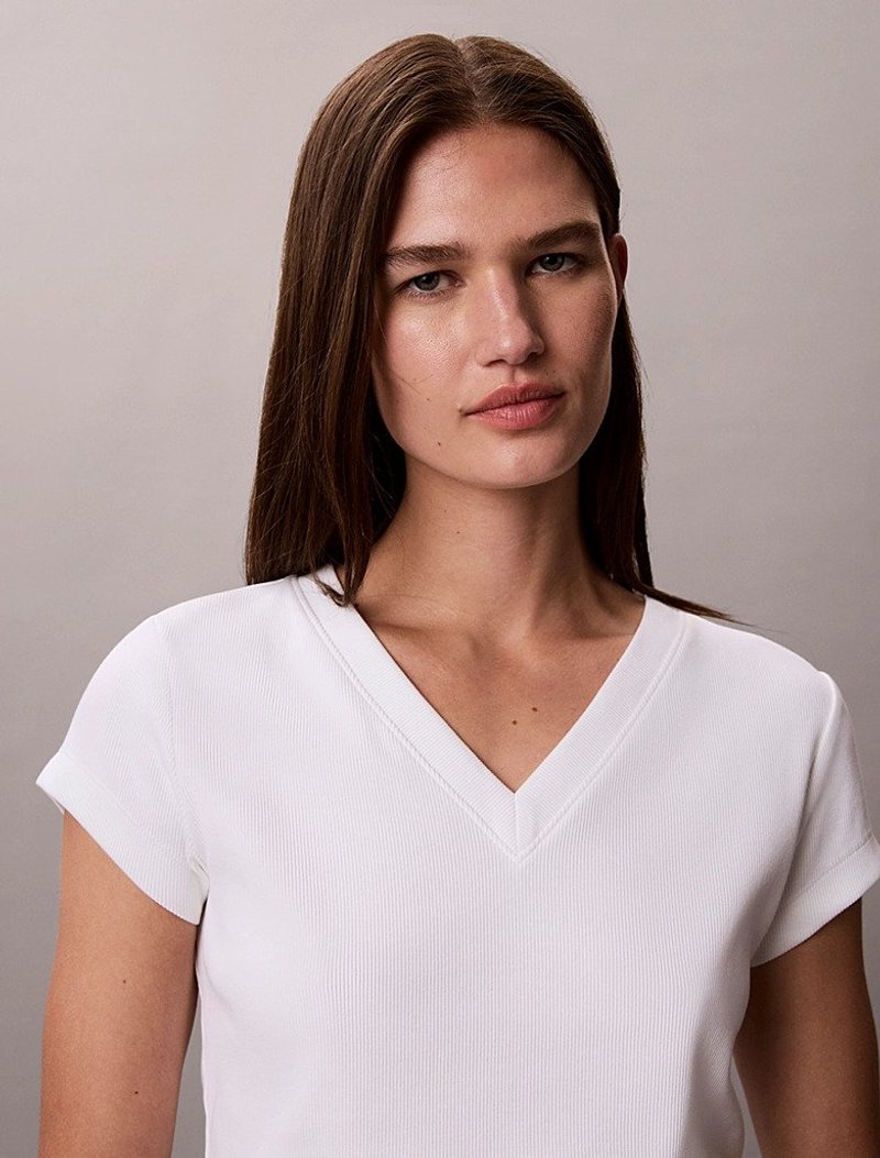 Calvin Klein Beyaz Renkli Kadın Woven Label T-shirt