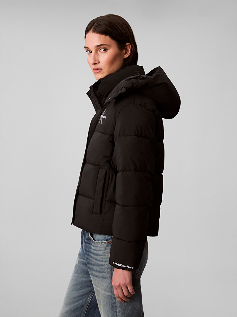 Calvin Klein Siyah Renkli Kadın Monologo Short Mont