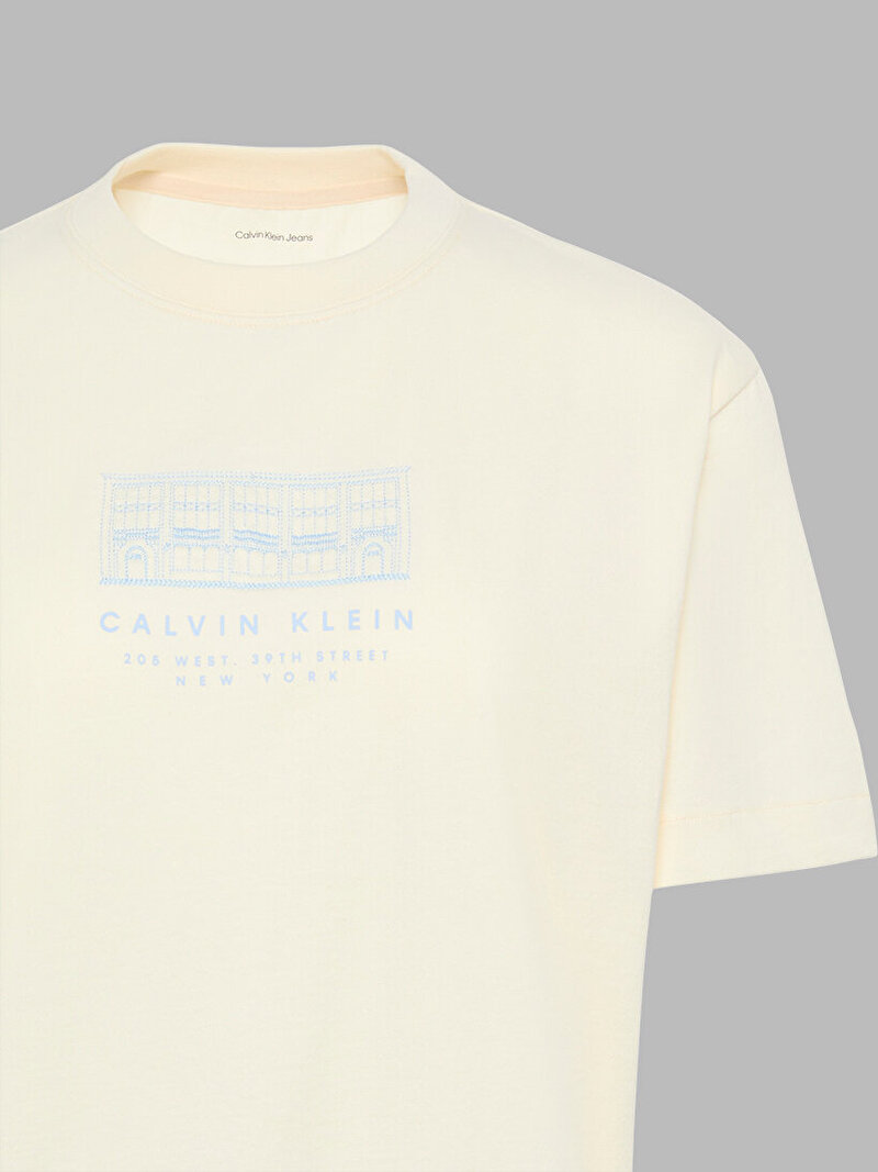 Calvin Klein Beyaz Renkli Kadın Seasonal Graphic T-shirt