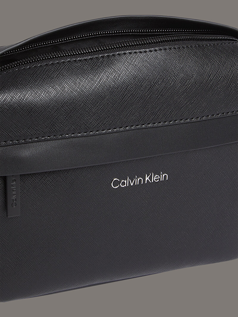 Calvin Klein Siyah Renkli Erkek CK Must Camera Çanta