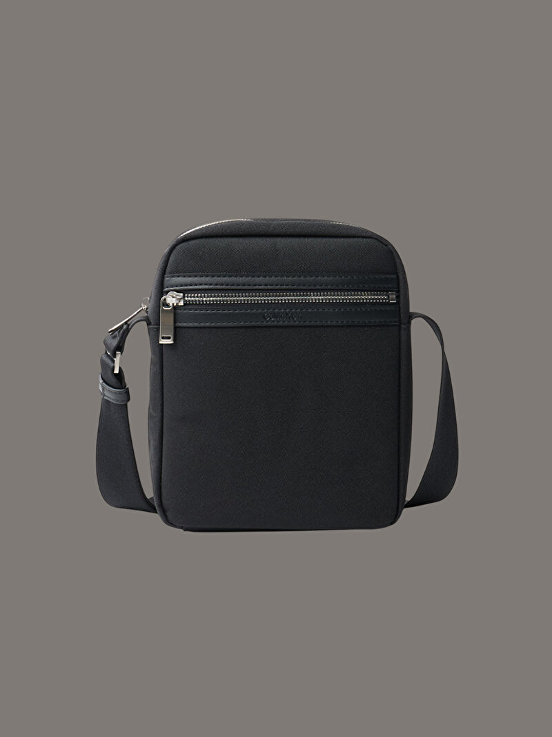 Calvin Klein Siyah Renkli Erkek Contrast Reporter Çapraz Çanta