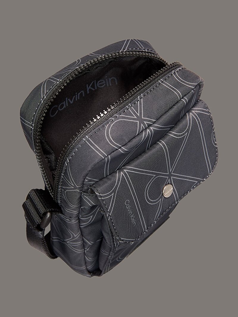 Calvin Klein Siyah Renkli Erkek Printed Emblem Çapraz Çanta