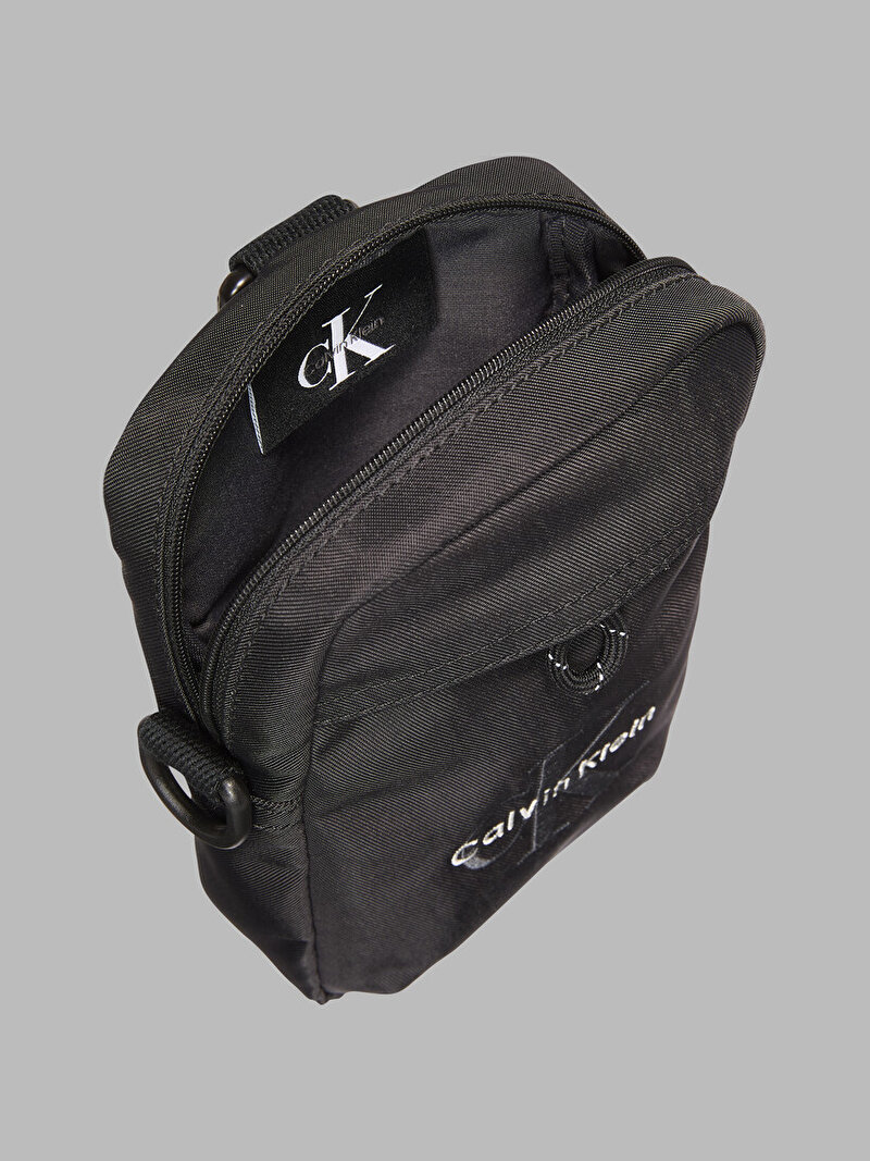 Calvin Klein Siyah Renkli Erkek Bold Logo Naylon Çapraz Çanta