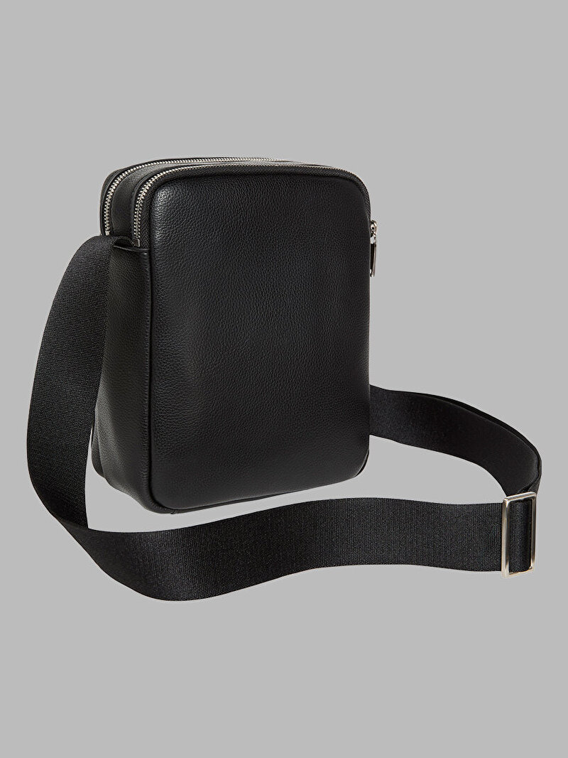 Calvin Klein Siyah Renkli Erkek Raised Pocket Reporter Çapraz Çanta