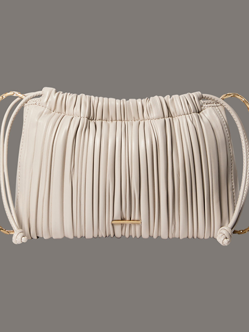 Calvin Klein Bej Renkli Kadın Plisse Drawstring Çapraz Çanta