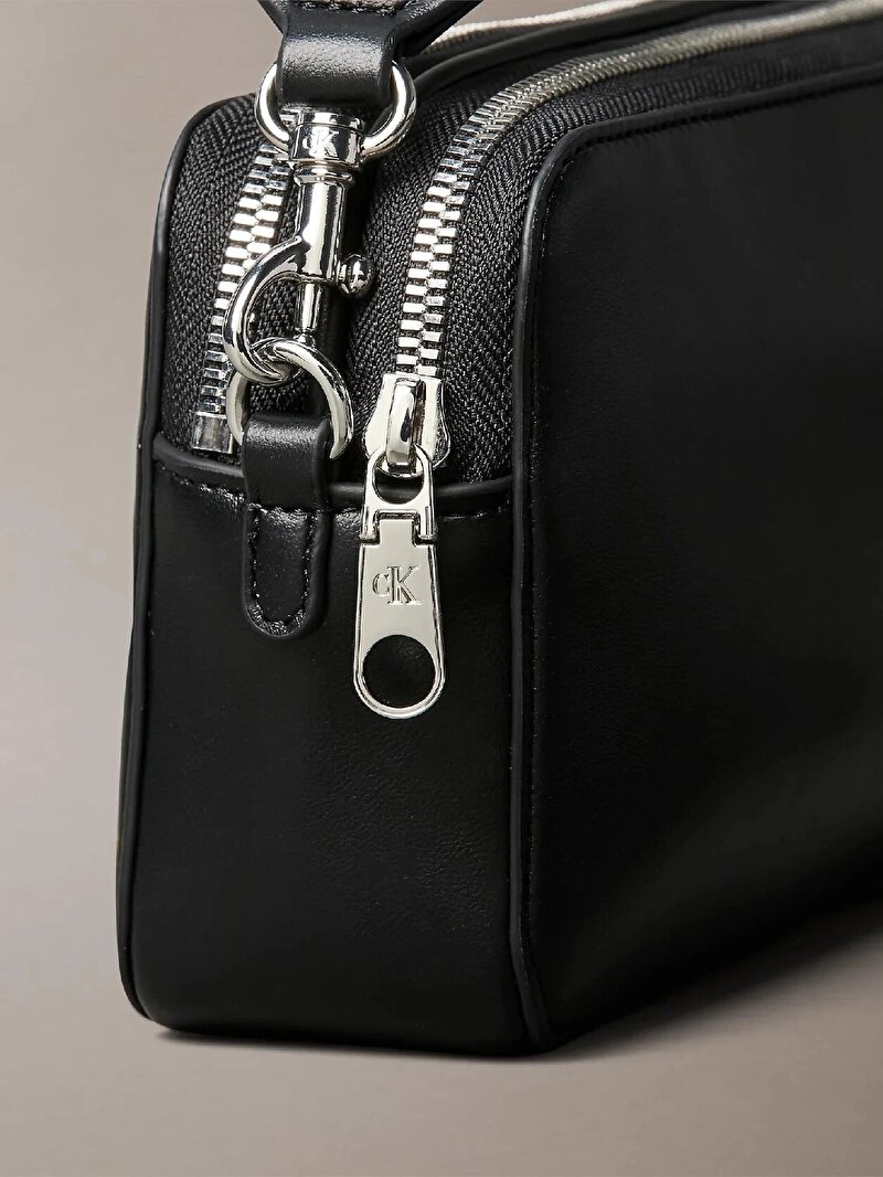 Calvin Klein Siyah Renkli Kadın Webbing Double Strap Çapraz Çanta