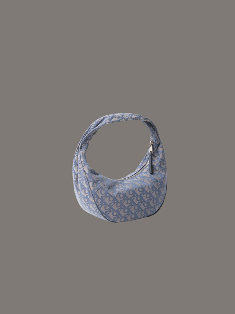 Calvin Klein Mavi Renkli Kadın CKJ Monogram Pinched Çapraz Çanta