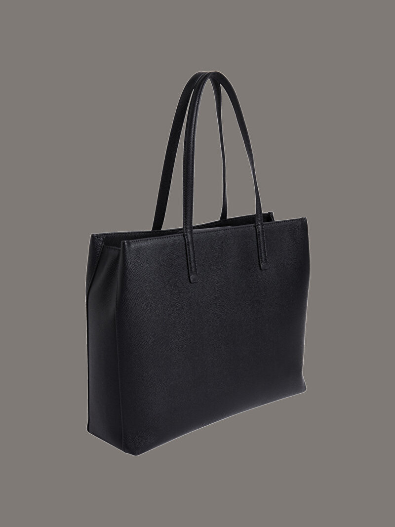 Calvin Klein Siyah Renkli Kadın CK Mest Medium Çapraz Çanta