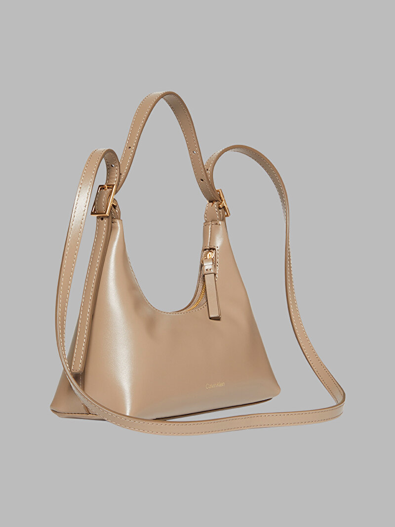 Calvin Klein Bej Renkli Kadın Emblem Mini Çapraz Çanta