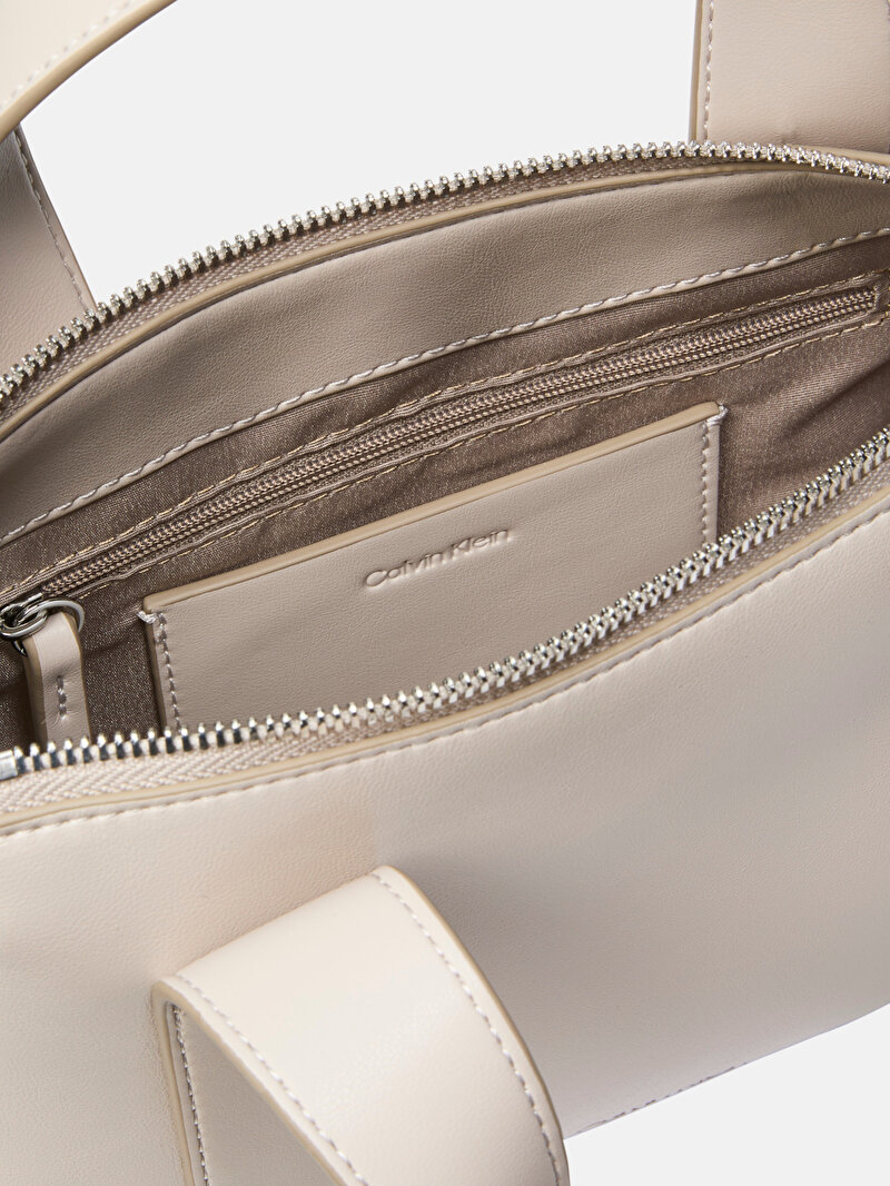 Calvin Klein Bej Renkli Kadın Webbing Stap Pocket Çapraz Çanta