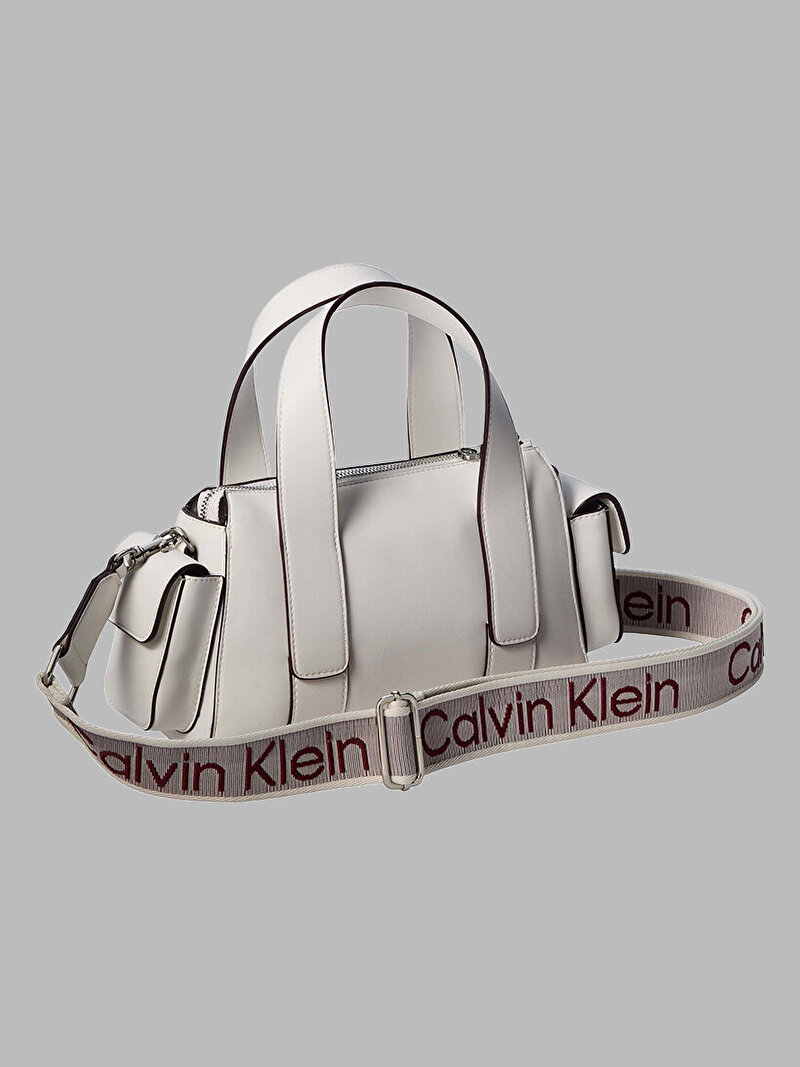 Calvin Klein Beyaz Renkli Kadın Webbing Strap Pocket Çapraz Çanta