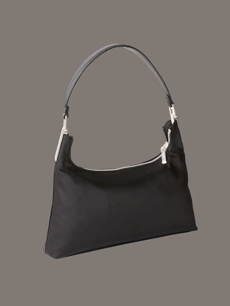 Calvin Klein Siyah Renkli Kadın Satin Nylon Small Çapraz Çanta